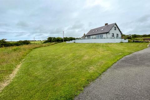 4 bed property, in Llanfwrog, £730,000