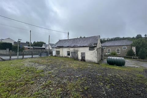 Land, in Pencader SA39, £75,000