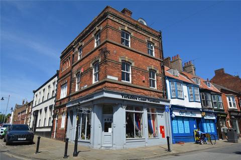3 bed property, in High Street, £80,000