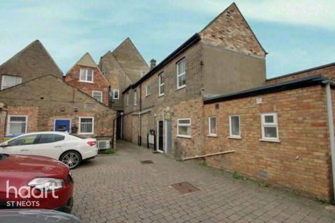 Studio, in High Street, £125,000