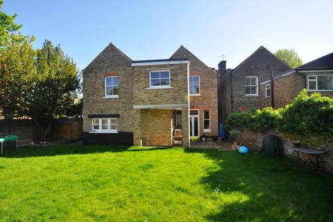 5 bed property, in Woodville Road, £3,000,000