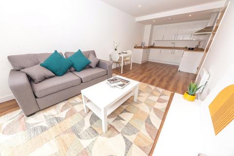1 bed property, in The Gateway, £125,000