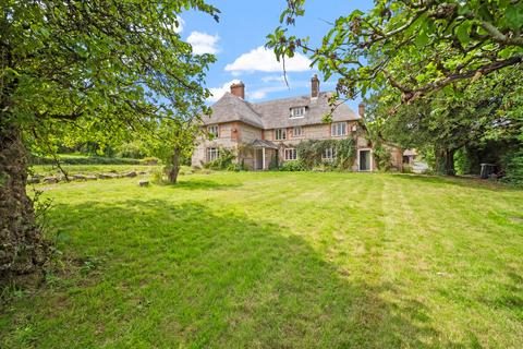 7 bed property, in Milton Abbas, £1,350,000