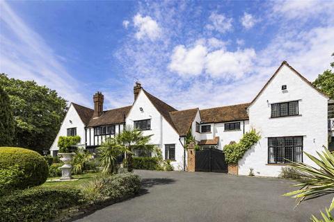 7 bed property, in Camlet Way, £3,950,000