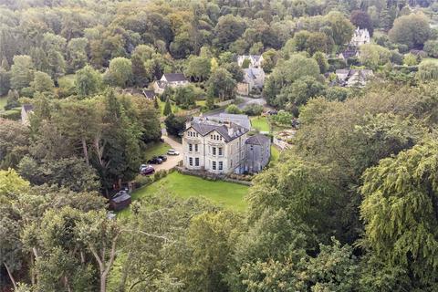 10 bed property, in Leckhampton Hill, £1,595,000