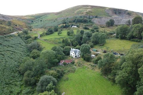 5 bed property, in Horseshoe Pass, £700,000