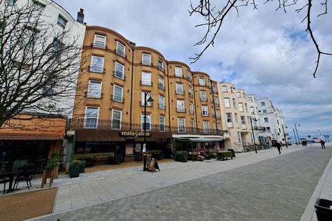 2 bed property, in Terminus Road, £134,950
