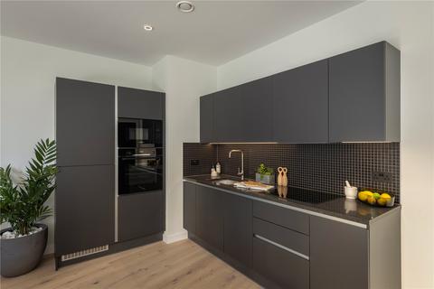 1 bed property, in Hanwell Square, £400,000