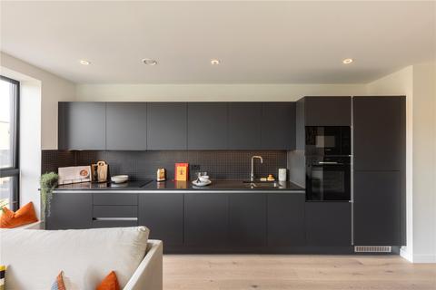 2 bed property, in Hanwell Square, £615,000