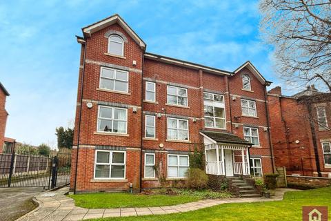3 bed property, in Parsonage Road, £245,000