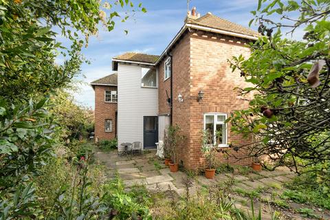 4 bed property, in Cherryholt Road, £539,000