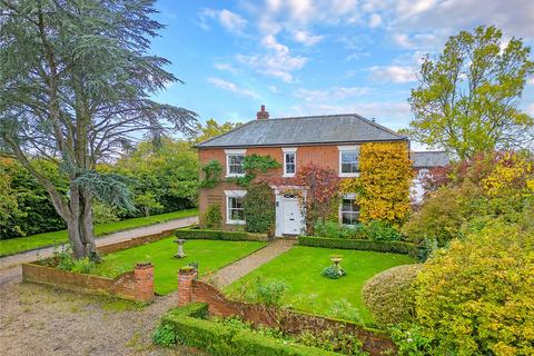 4 bed property, in Morris Green, £1,600,000
