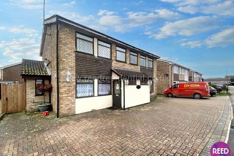 10 bed property, in Dorset Gardens, £775,000