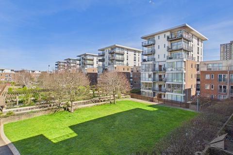 1 bed property, in Brunswick House, £145,000