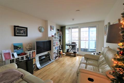1 bed property, in Raphael House, £190,000