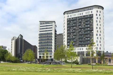2 bed property, in Masshouse Plaza, £165,000