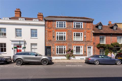 4 bed property, in New Street, £1,395,000