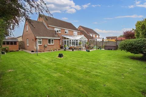 5 bed property, in Coppard House Back Lane, £615,000