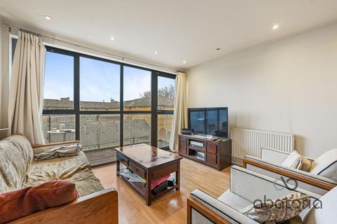 Studio, in Crown Place Apartments, £400,000