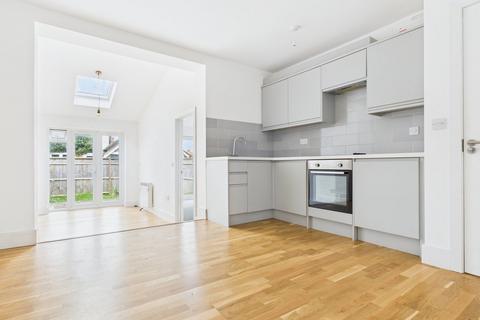 1 bed property, in Ground Floor Flat, £199,950
