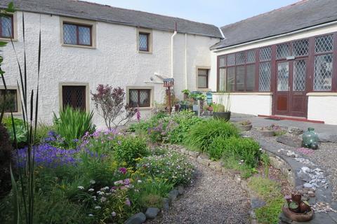 4 bed property, in Leece, £490,000