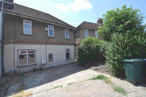 3 bed property, in Riverside, £480,000