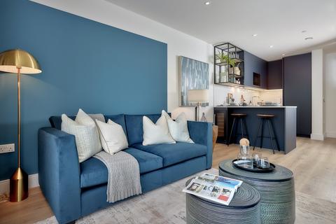 1 bed property, in Beresford Avenue, £459,000