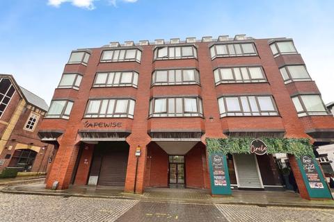 1 bed property, in Nelson Square, £50,000