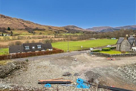 Land, in Tynribbie Hill, £85,000