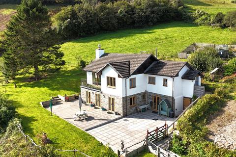 6 bed property, in Rectory Road, £1,300,000