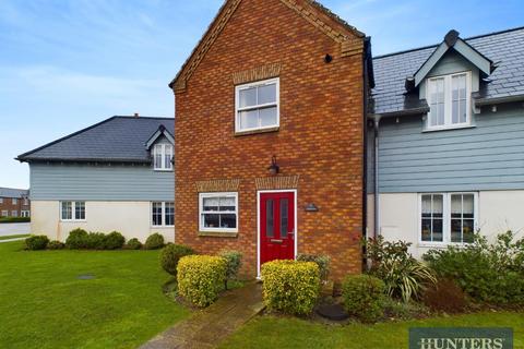 2 bed property, in Sunrise Drive, £160,000