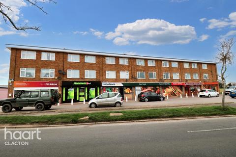 3 bed property, in Tudor Parade, £600,000