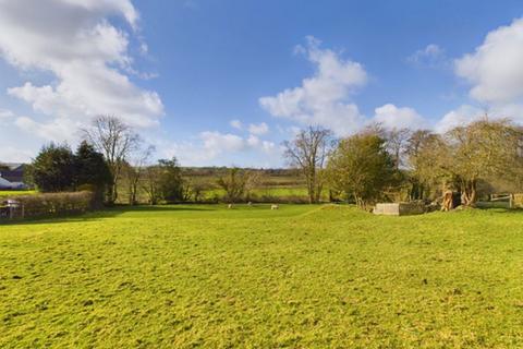 Studio, in Llanpumsaint, £95,000
