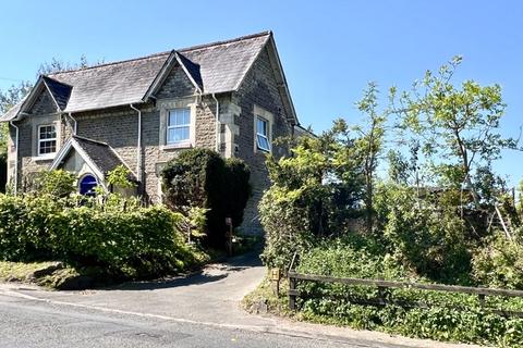 3 bed property, in Hilmarton, £395,000
