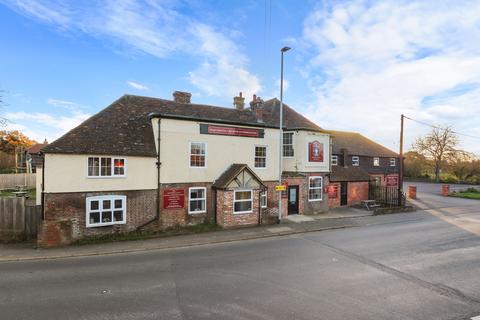 10 bed property, in Lower Horsebridge, £1,350,000