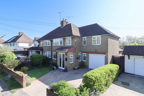 4 bed property, in Smallford Lane, £735,000