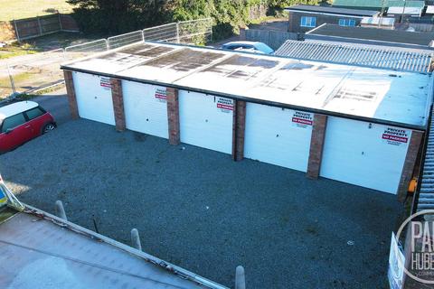 Studio, in Victoria Road, £75,000