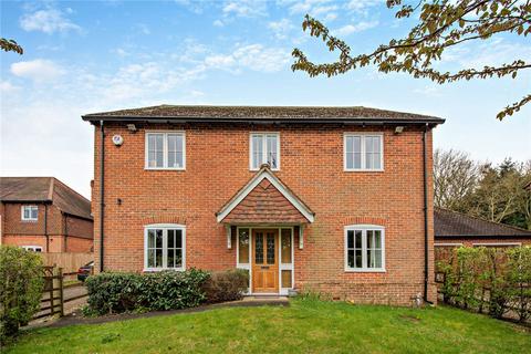 4 bed property, in The Willows, £765,000