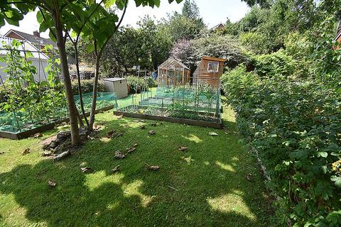 Studio, in Exwick Road, £75,000