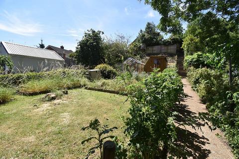 Studio, in Exwick Road, £45,000