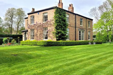 4 bed property, in Church Lane, £650,000