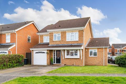 4 bed property, in Tippett Drive, £500,000