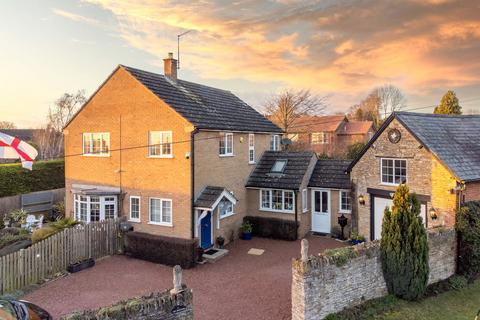 3 bed property, in Draughton Road, £500,000