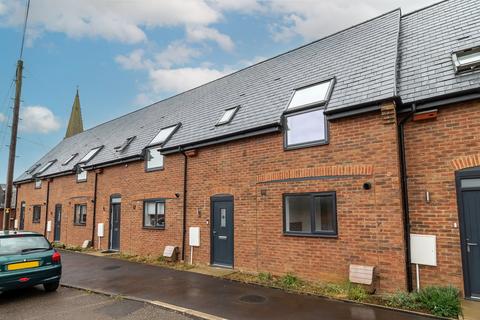 2 bed property, in Con Pickering Yard, £265,000
