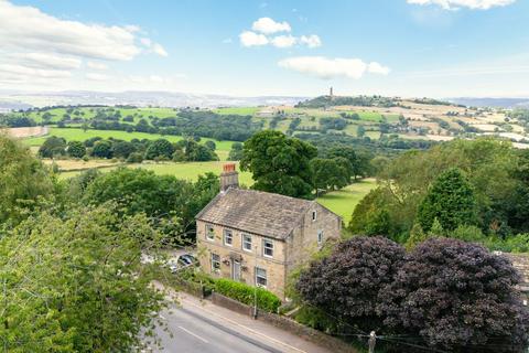 5 bed property, in Heath Bank House, £980,000