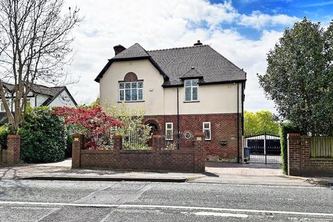 4 bed property, in Hale Road, £900,000