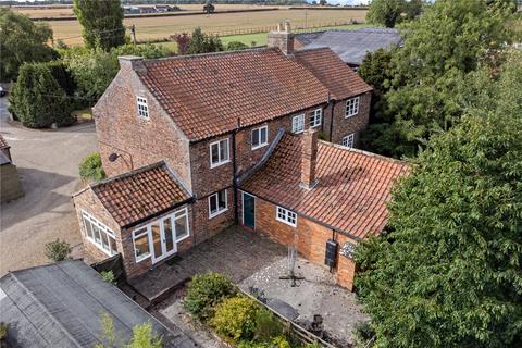 6 bed property, in Balk, £750,000