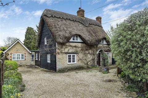 3 bed property, in School Lane, £679,000
