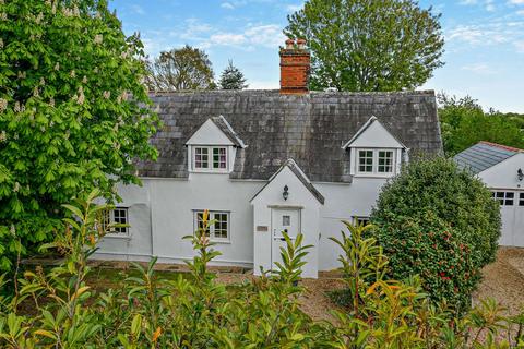 3 bed property, in Anchor Lane, £700,000