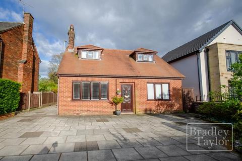 4 bed property, in Priory Lane, £375,000